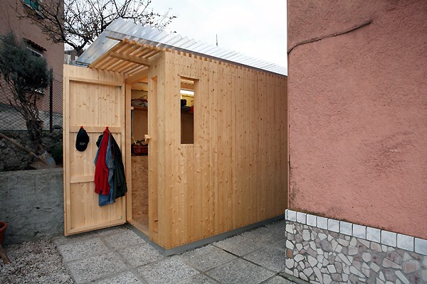 "500 VITI" - PICCOLISSIMO DEPOSITO PER ATTREZZI ED OGGETTI