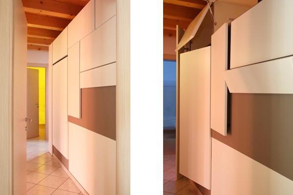 SCALA MOBILE - ARMADIO MISTERIOSO