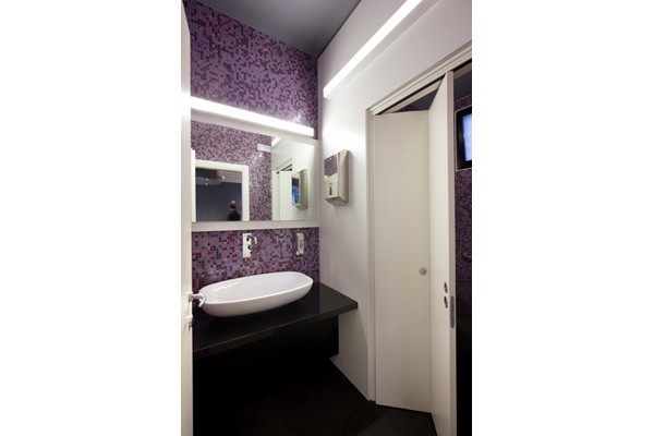 BAR L.V.R. - LA VIE EN ROSE